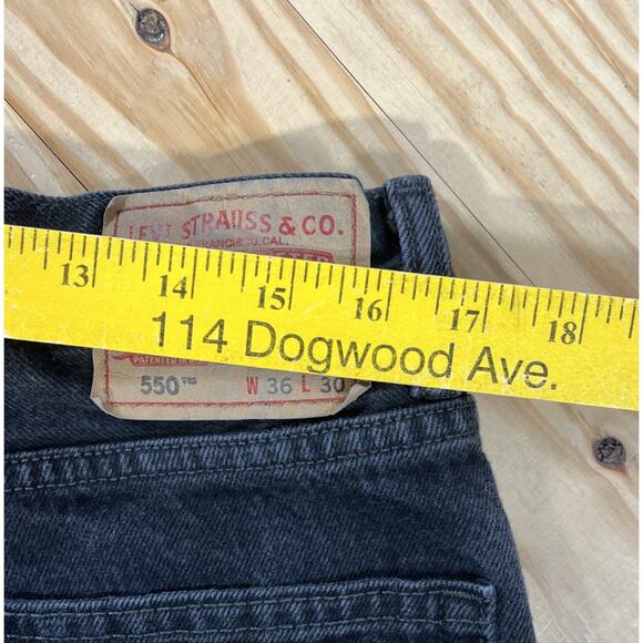 Levi's 550 Relaxed Fit Men's sz W36xL30 Black Tapered Leg Jean Y2K - Picture 7 of 8